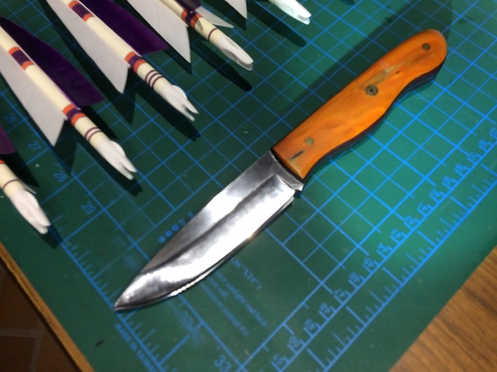 6Theknife.jpg